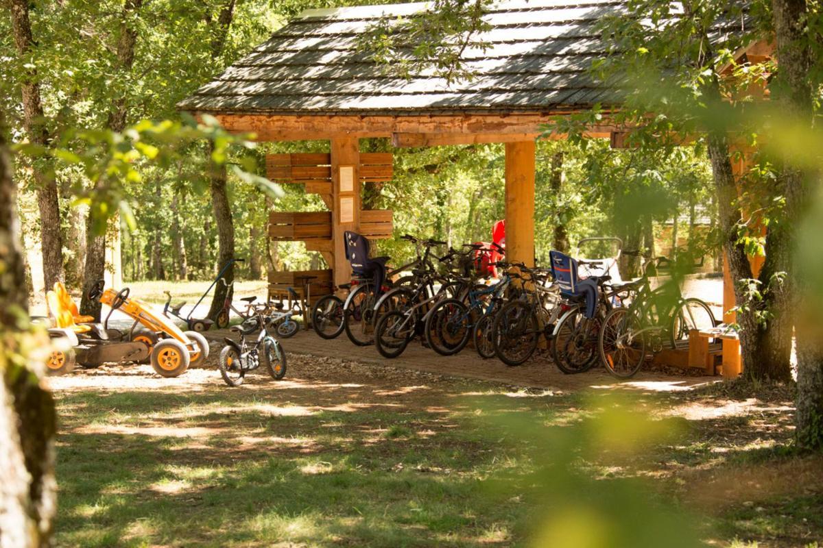 Hotel Le Bois De Faral Le Bastit Zewnętrze zdjęcie